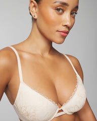 Plunge Bra with Lace - PALE SAND | Soma outlet