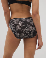 Edge Hipster Panty with Lace - PLUMERIA BLOOMS BLK CH | Soma outlet