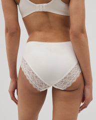 High-Leg Panty with Enchanting Lace - IVORY | Soma outlet