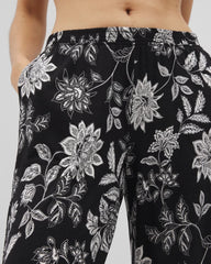 Cropped Pajama Pants - MEANDERING GARDEN BLACK | Soma discount