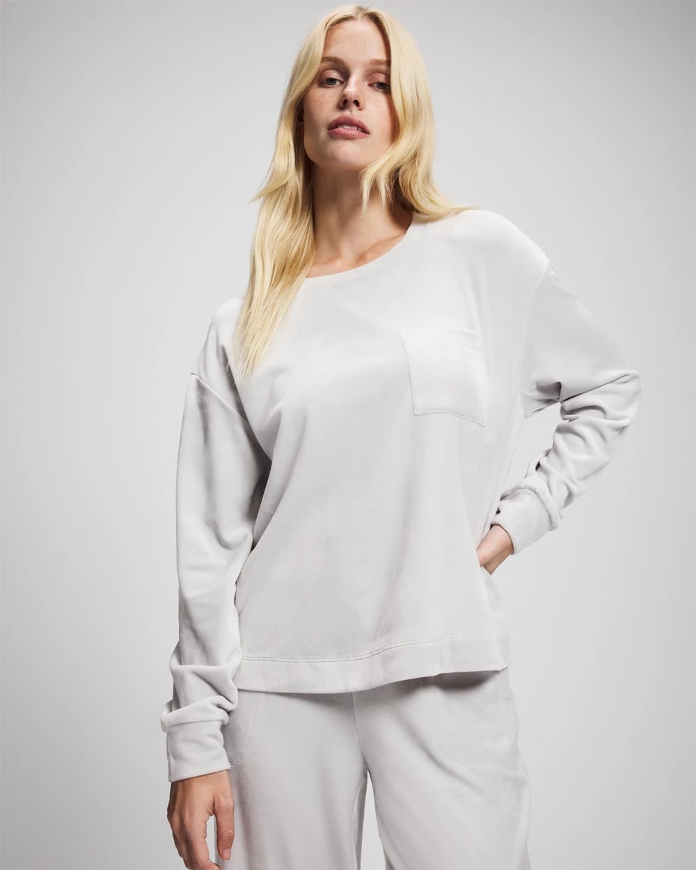 Velour Crewneck Sweatshirt - VAPOR GRAY | Soma outlet