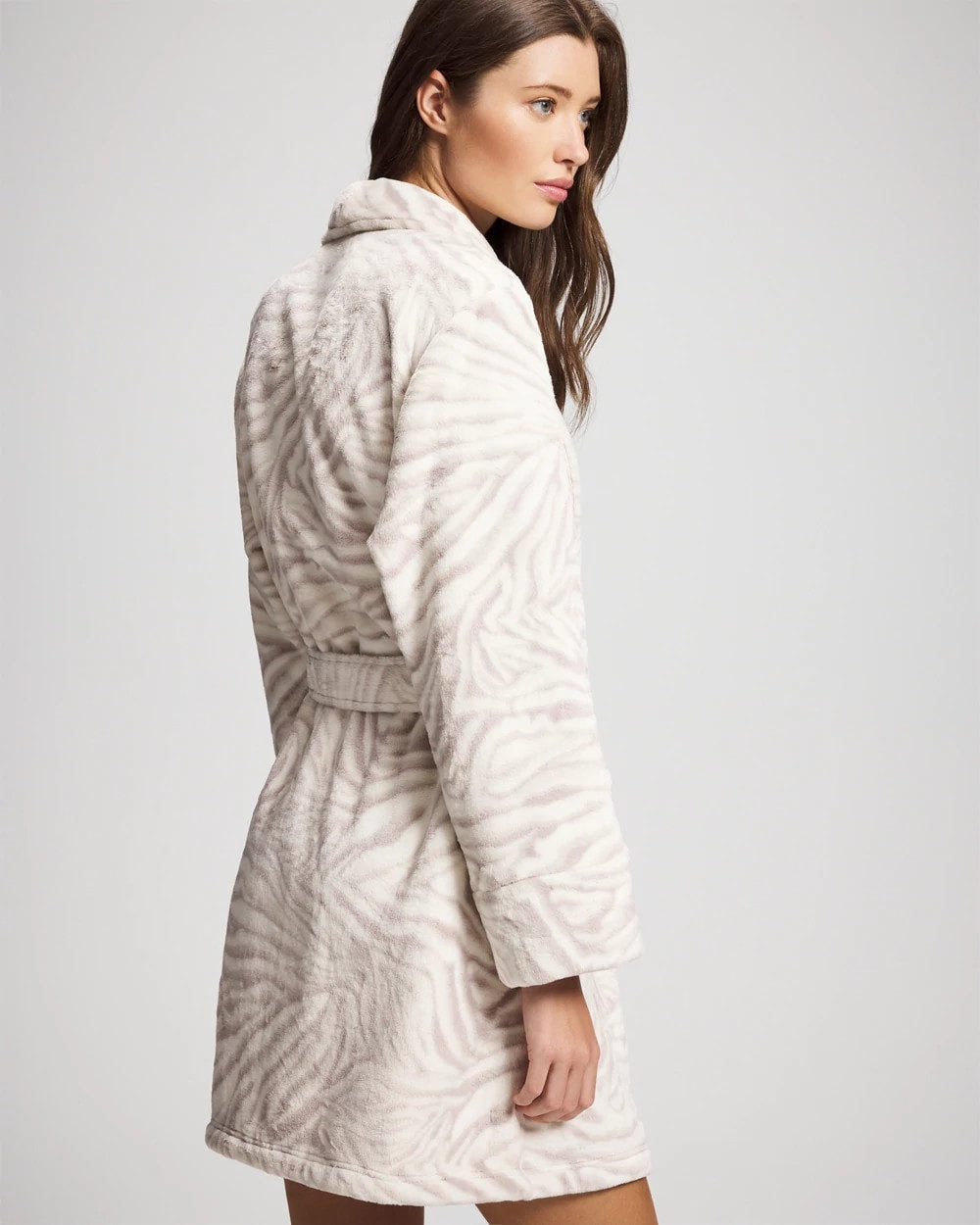 Plush Short Robe - ZEBRA ZEN GRAY GLASS | Soma on sale