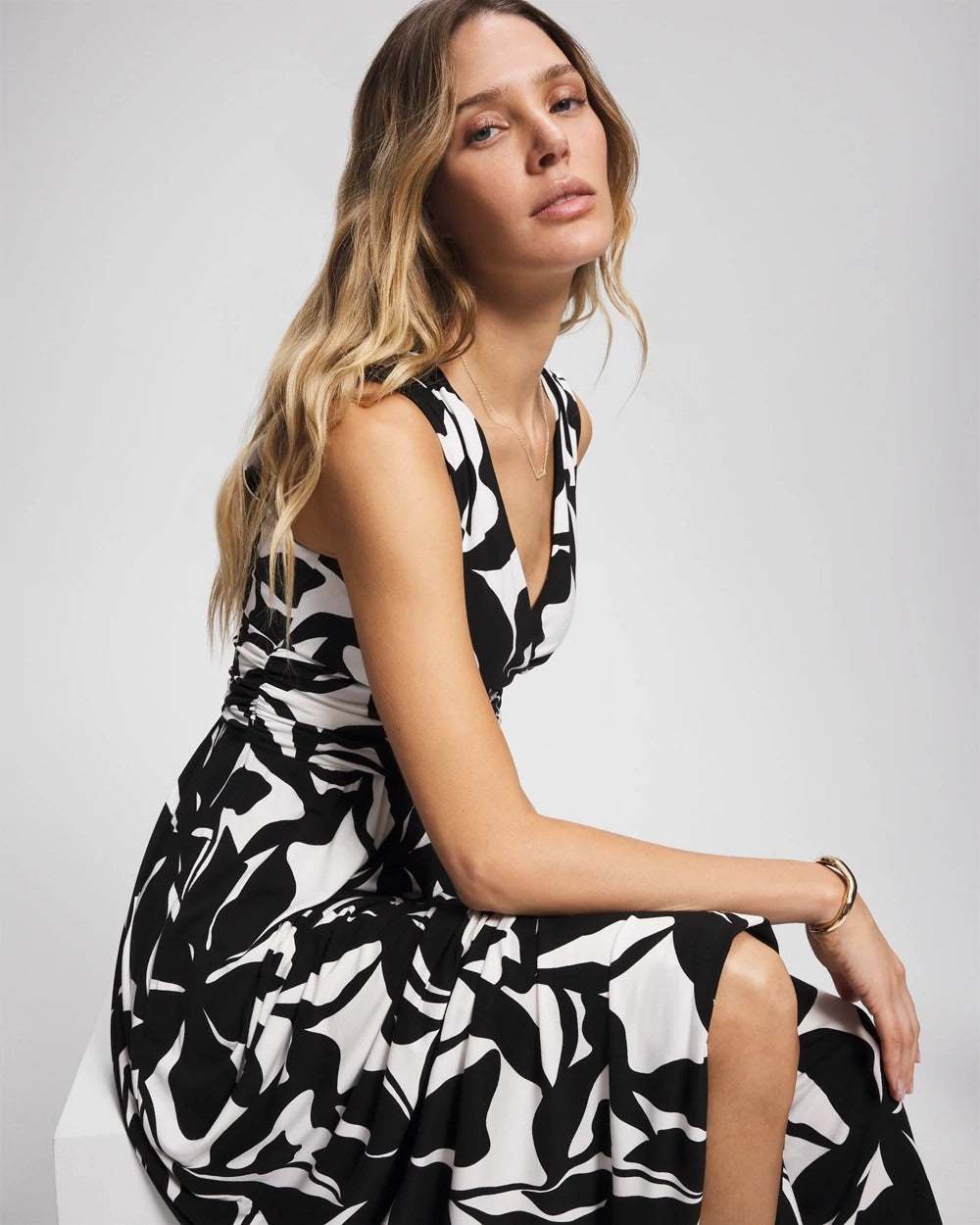 Goddess Maxi Bra Dress - MEANDERING LEAF BLACK | Soma for sale