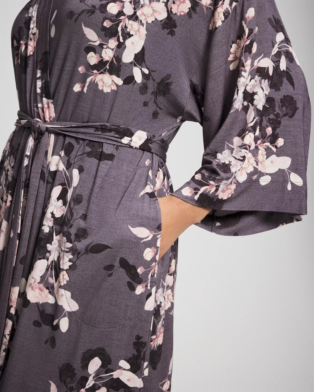 Short Robe - FLORAL DREAMS GRAY | Soma on sale