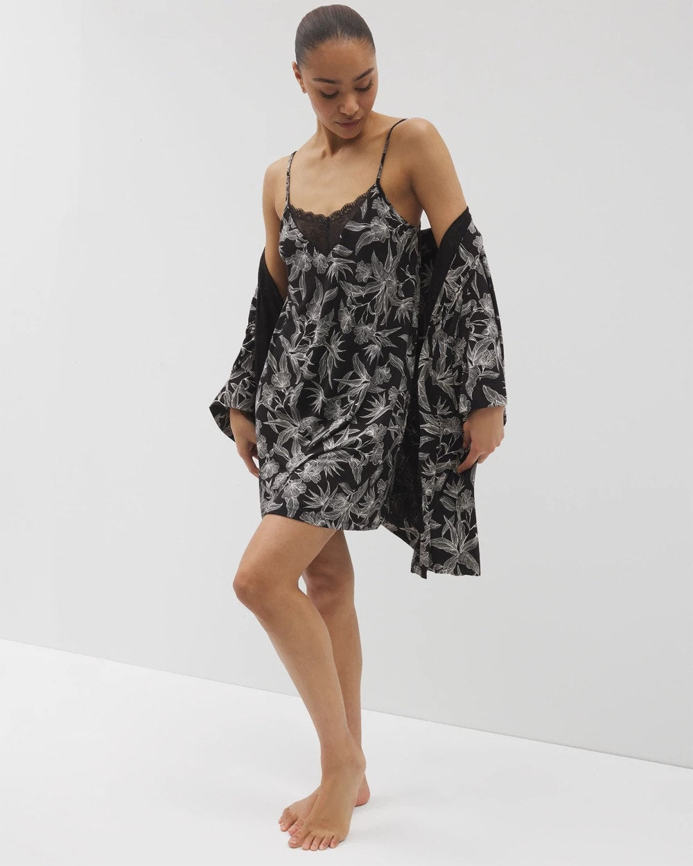 Short Robe - PLUMERIA BLOOMS BLK CH | Soma sale