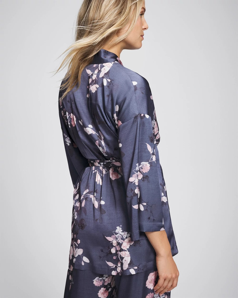Short Robe - FLORAL DREAMS GRAY | Soma sale