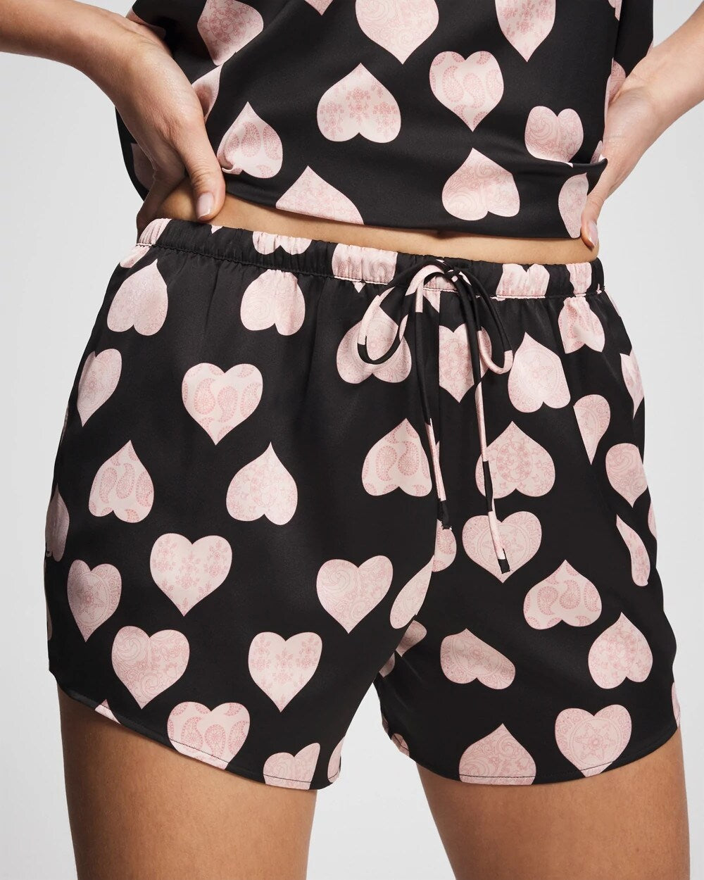 Pajama Shorts - MANDALA HEARTS BLACK | Soma on sale