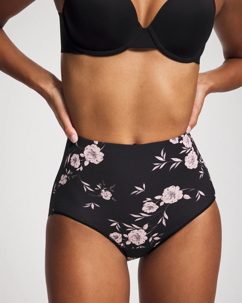 High-Waist Brief Panty - NOSTALGIA FLORA M BLACK | Soma near me
