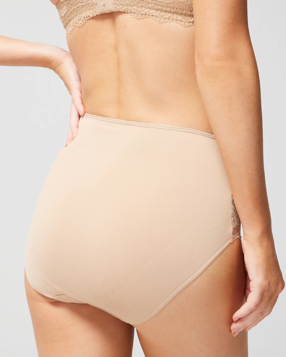 High-Waist Brief Panty with Lace - WARM AMBER | Soma outlet