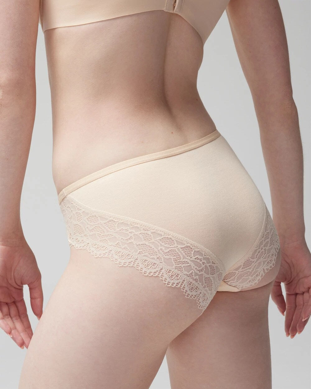 Hipster Panty with Enchanting Lace - PALE SAND | Soma on sale