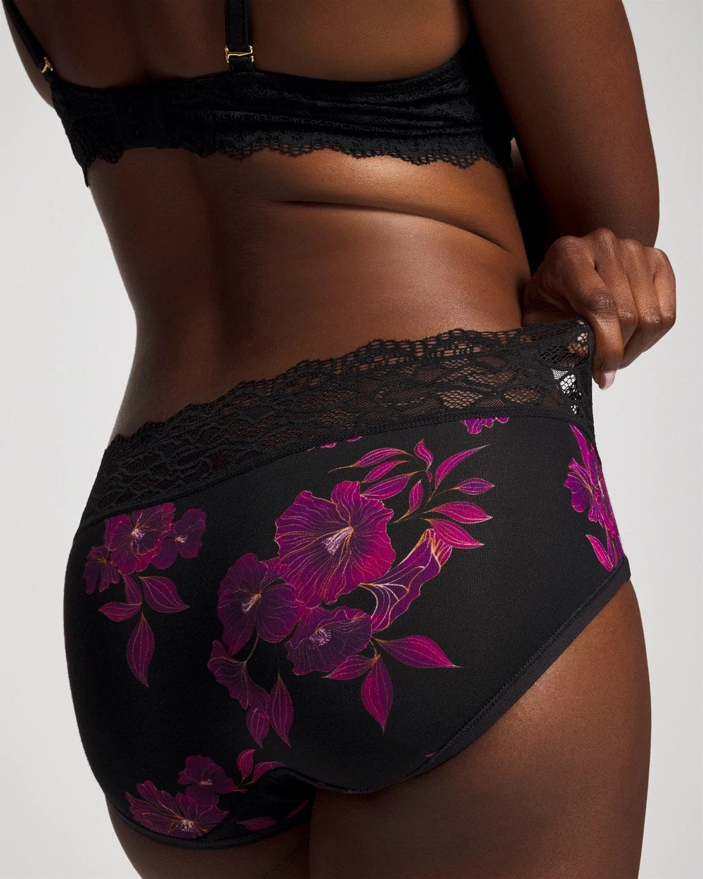 Hipster Panty with Enchanting Lace - GILDED BLOOMS MAGENTA M | Soma for sale