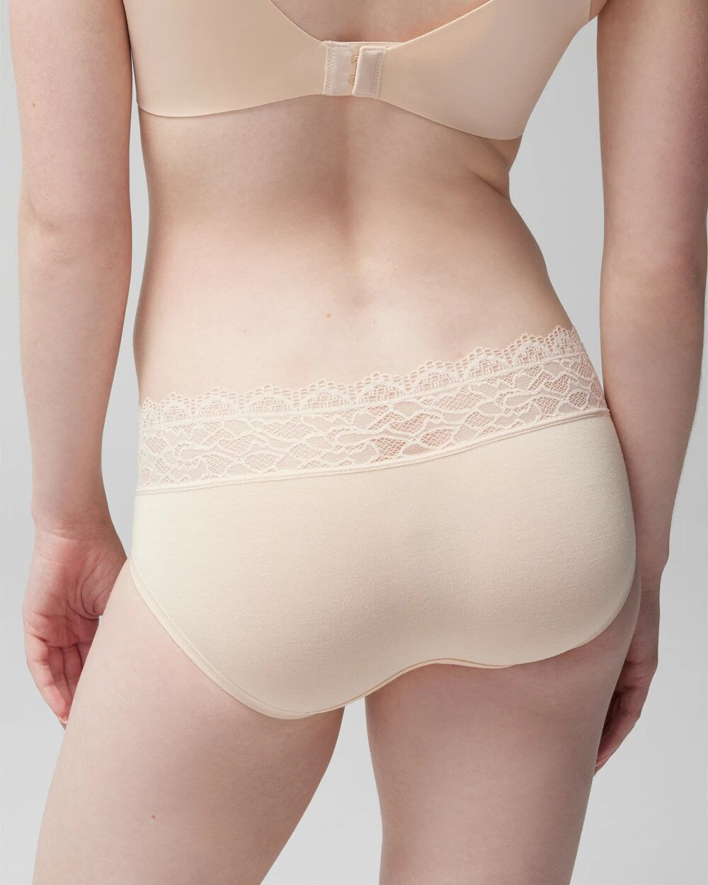 Hipster Panty with Enchanting Lace - PALE SAND | Soma sale