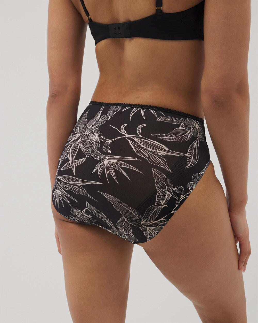 Edge High-Leg Panty with Lace - PLUMERIA BLOOMS BLK CH | Soma outlet