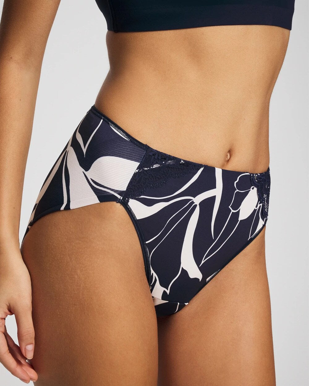 Tummy High-Leg Brief Panty with Lace - NOUVEAU FLORA MINI NAVY | Soma sale