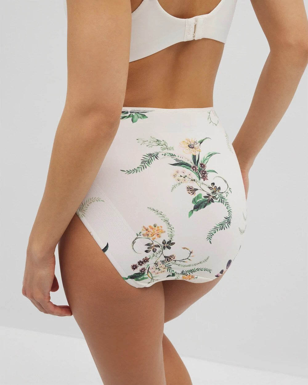 High-Leg Brief Panty - PARADISE PLUMES D M CHAMP | Soma outlet