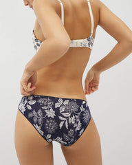 Bikini Panty with Lace - MEANDERING GARDEN M NAVY | Soma sale