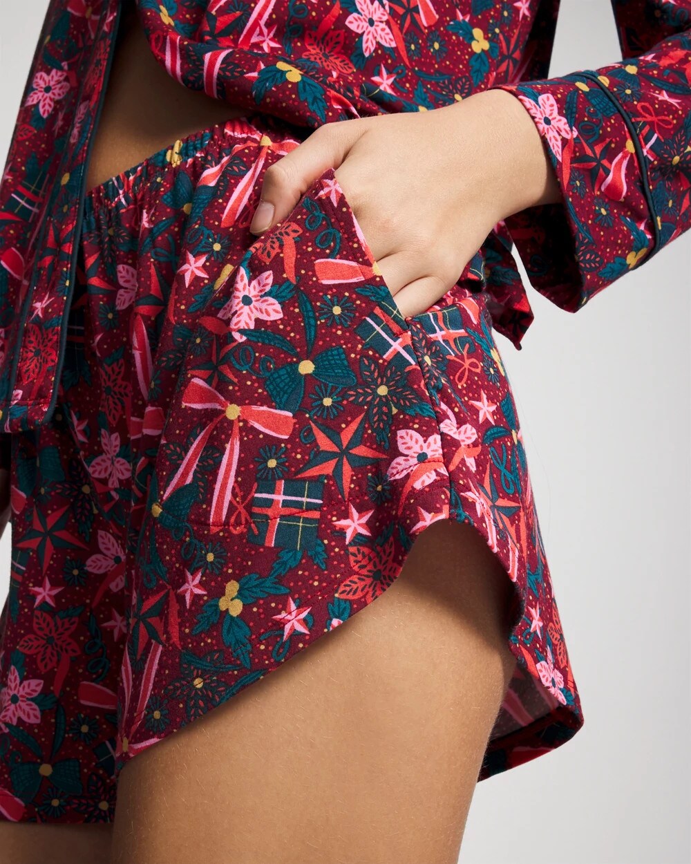 Relaxed Pajama Short - HOLLY JOLLY RED VELVET | Soma Online