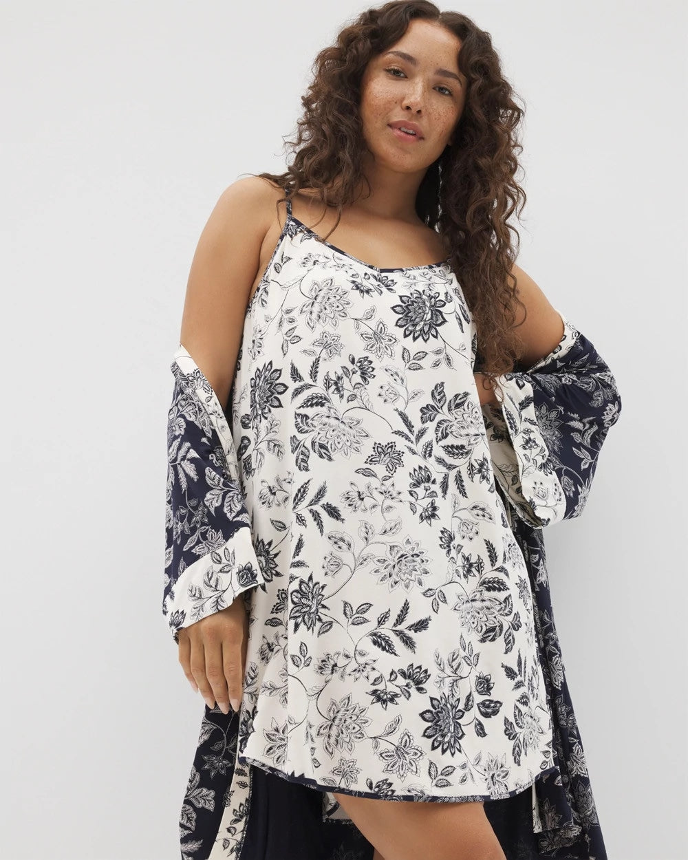V-Neck Chemise - MEANDERING GARDEN CHAMP | Soma on sale