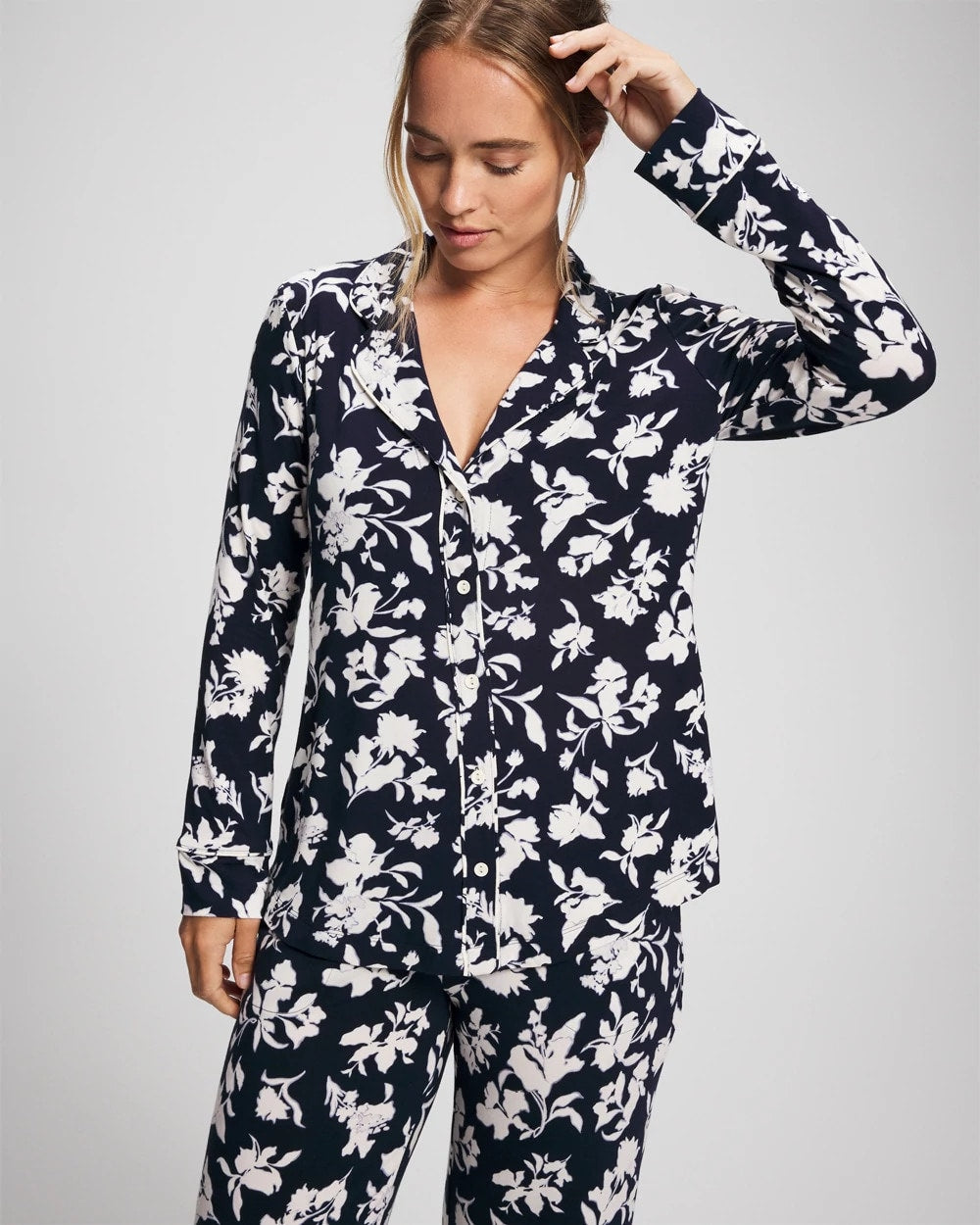 Long-Sleeve Printed Notch Collar Pajama Top - SERENITY PETALS NAVY | Soma near me