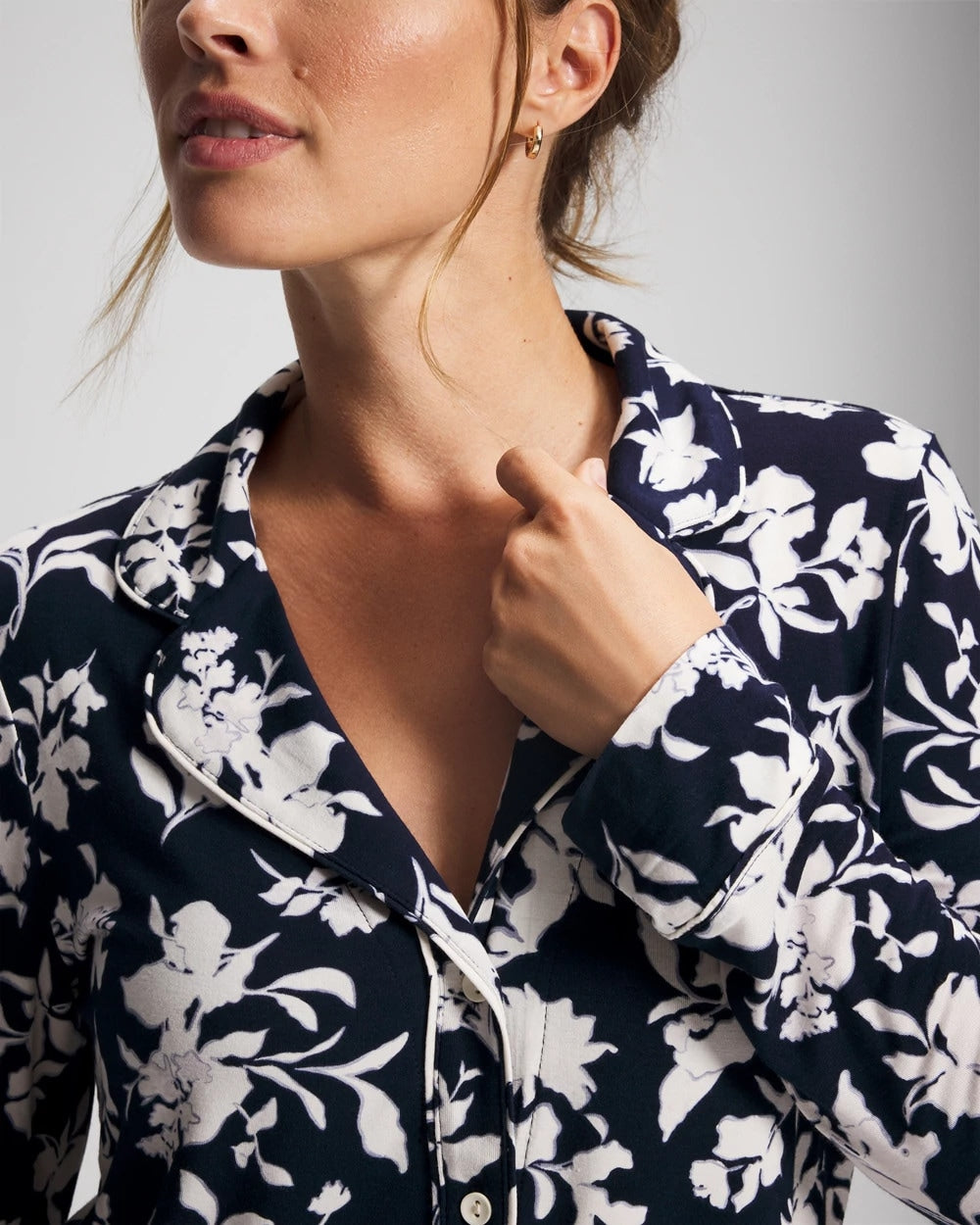 Long-Sleeve Printed Notch Collar Pajama Top - SERENITY PETALS NAVY | Soma near me