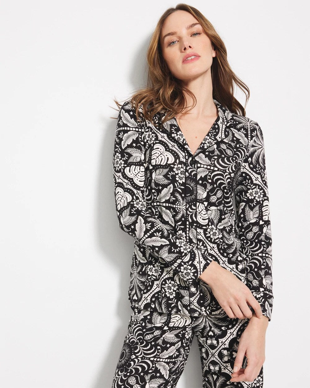 Long-Sleeve Printed Notch Collar Pajama Top - AMAZONIA TILE BLACK | Soma for sale