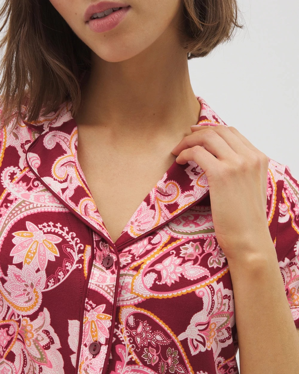 Piped Short Sleeve Notch Collar Pajama Top - KASHMIR PAISLEY KISS | Soma outlet