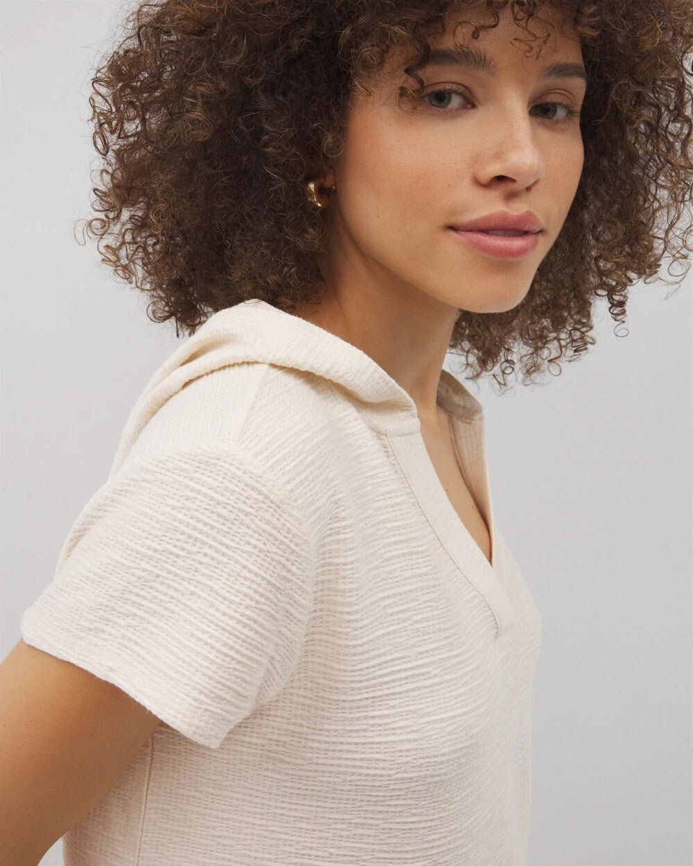 Crinkle Knit Short Sleeve V-Neck Hoodie - PARCHMENT | Soma for sale