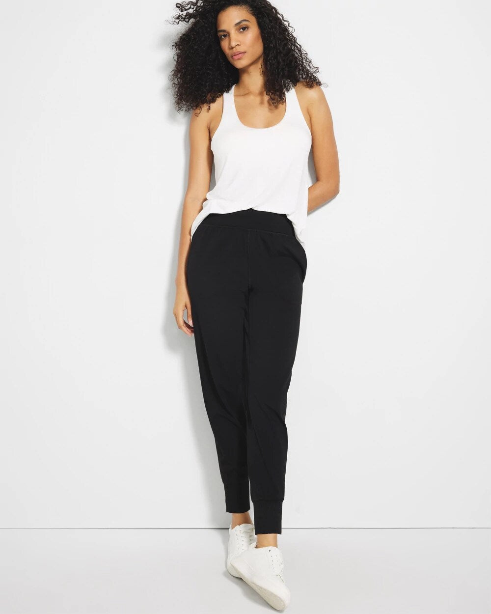 24/7 High-Waist Joggers - BLACK | Soma outlet