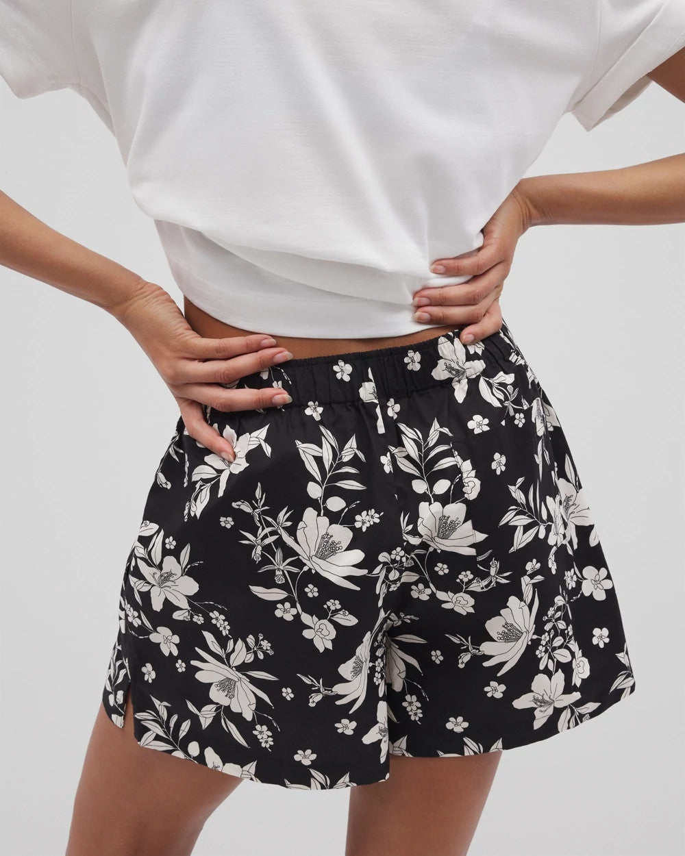 Pajama Shorts - PLUMERIA DREAM BLACK | Soma for sale