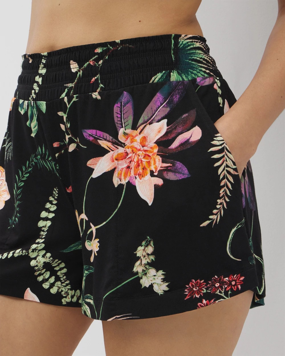Pajama Shorts - PARADISE PLUMES BLACK | Soma on sale