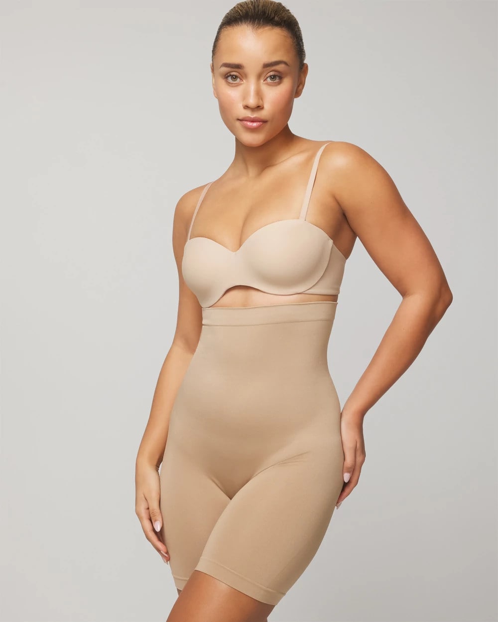 Mid-Level Shaping Seamless High-Waist Thigh Shaper - ALMOND | Soma outlet