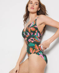 Twist-Front Keyhole One-Piece - PARROT-ISE LUSH EMERALD | Soma outlet