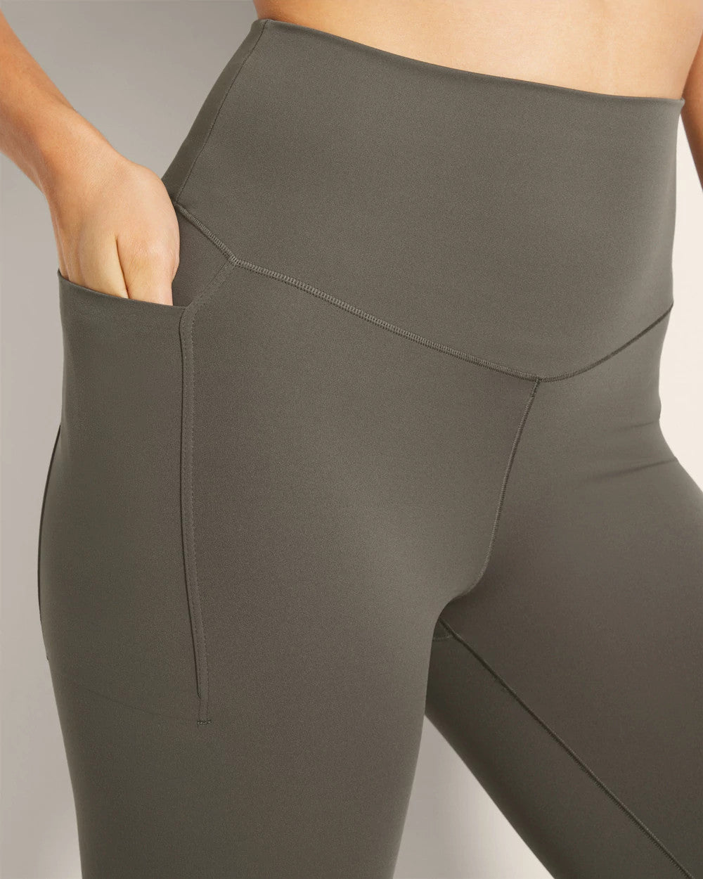 High-Waist Pocket Leggings - DARK GRAY OLIVE | Soma outlet