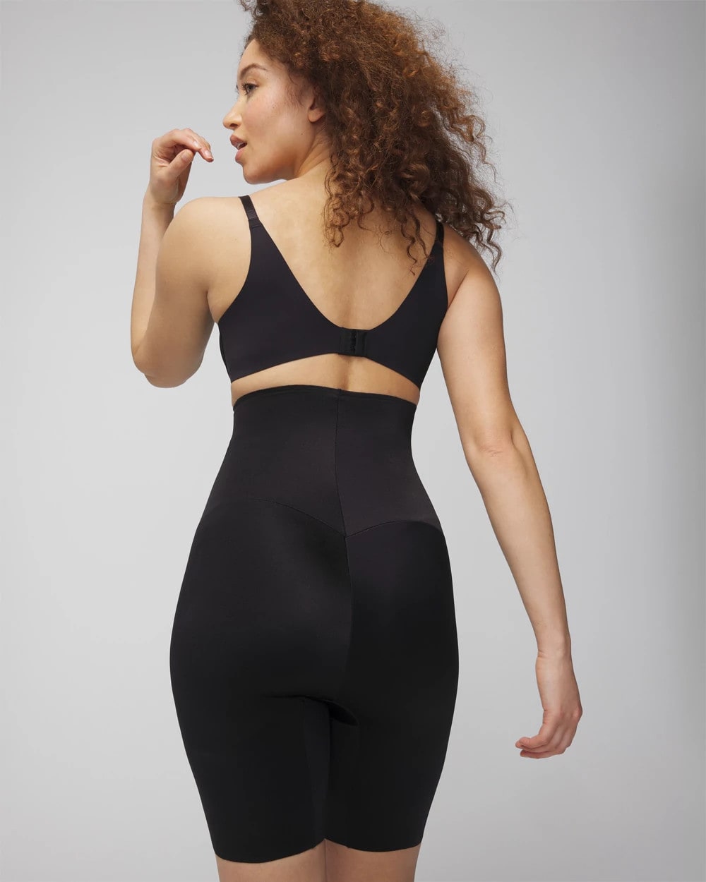 Mid-Level Shaping Vanishing Edge High-Waist Thigh Slimmer - BLACK | Soma sale